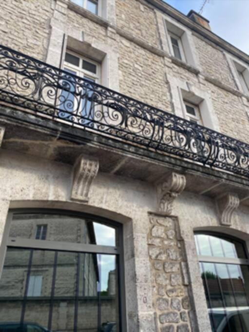 Superbe Studio Centre Ville * Clim * Wifi * Haut De Gamme * Angoulême Exterior foto